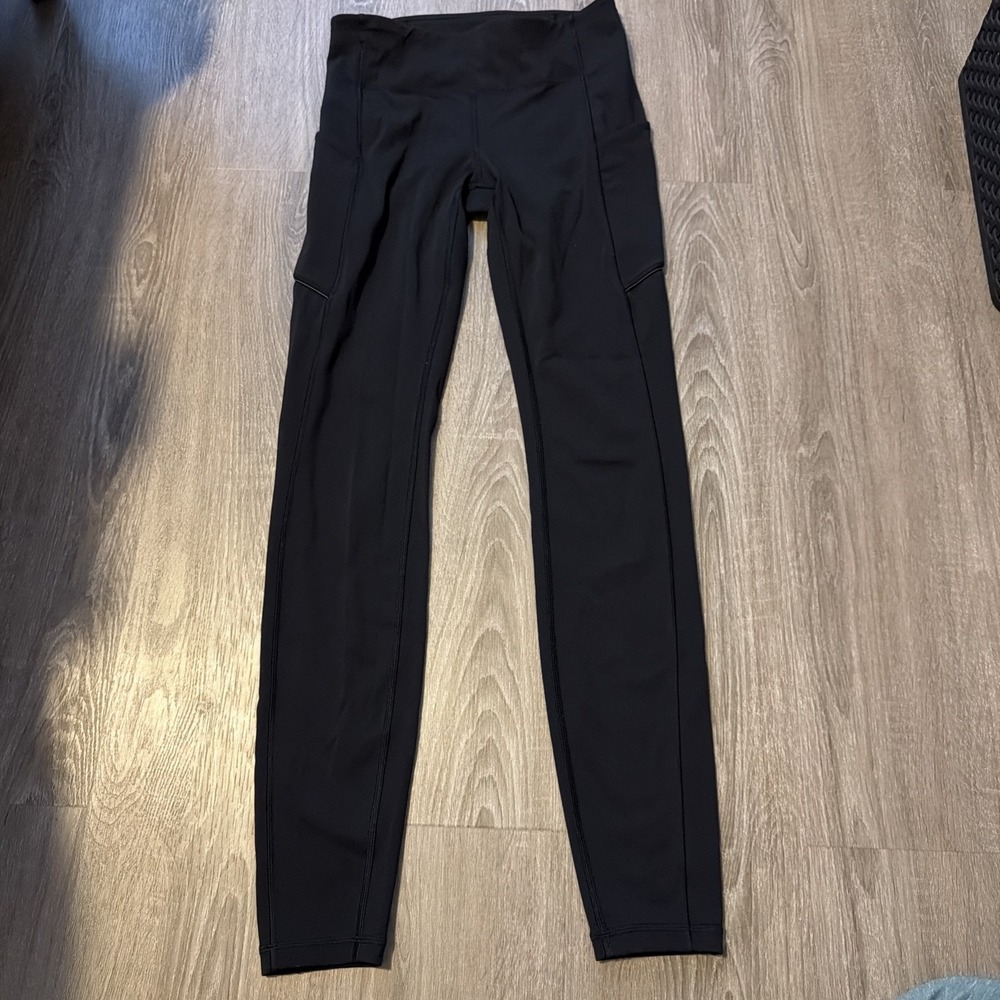 Lululemon Speed Up Tight *Full-On Luxtreme 28" Black‎ Size 4